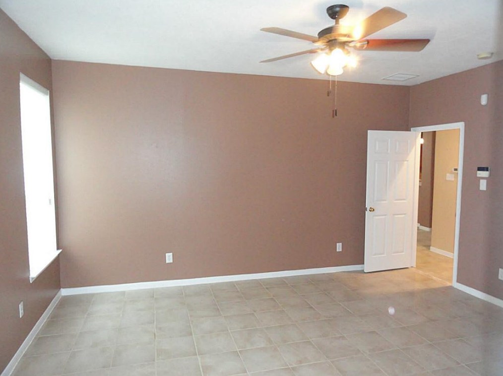 1206 Bay Area Blvd, League City TX  77573-3173 exterior