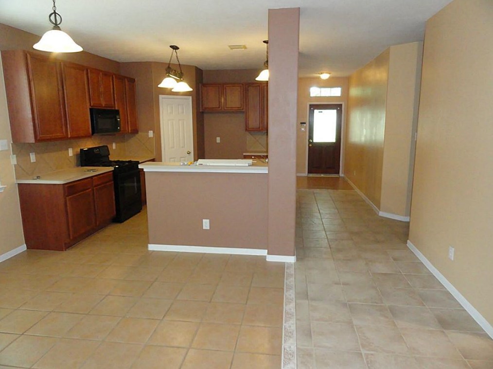 1206 Bay Area Blvd, League City, TX 77573