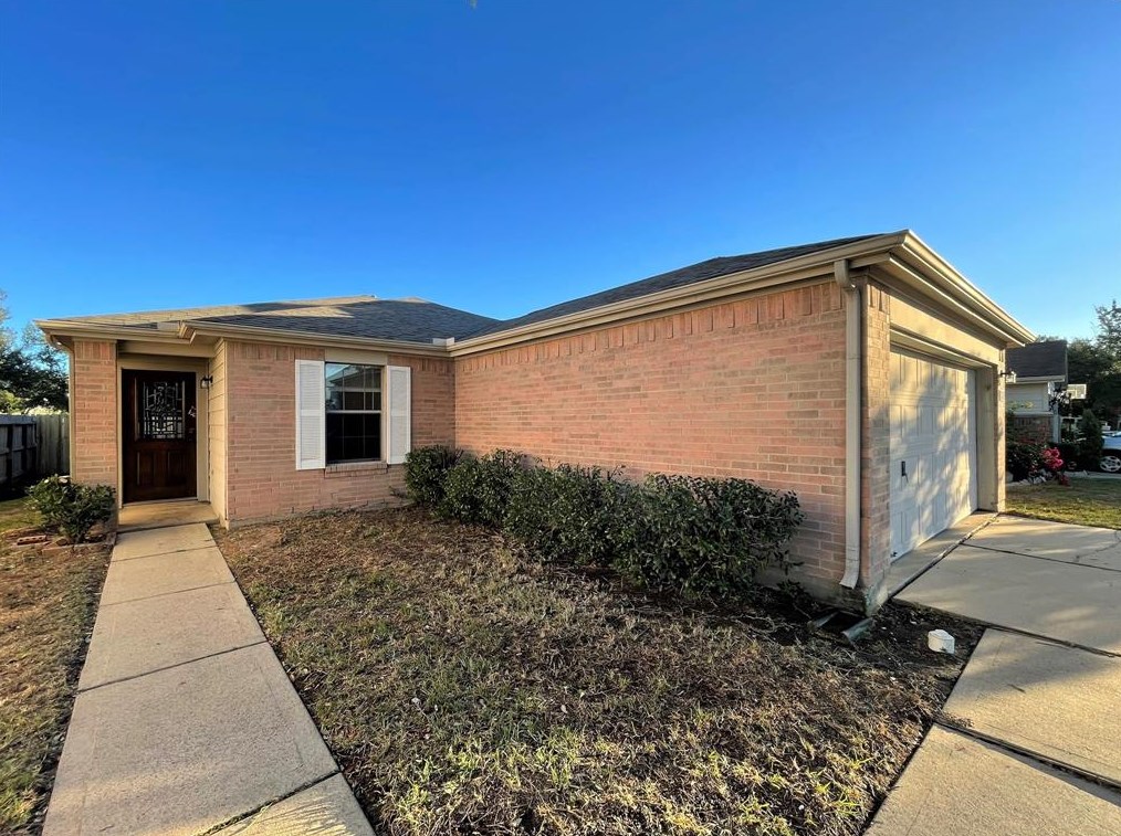 17110 Kemble Creek Dr, Houston, TX 77084