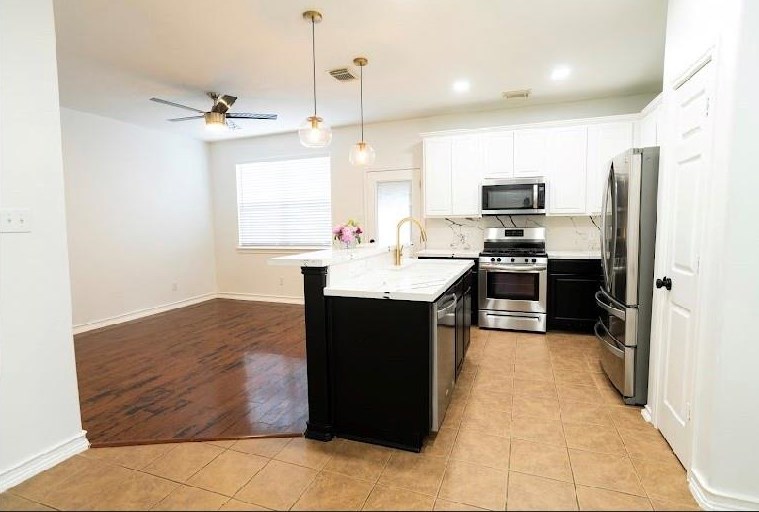 14413 Rosehedge Ct, Houston, TX 77047-2777