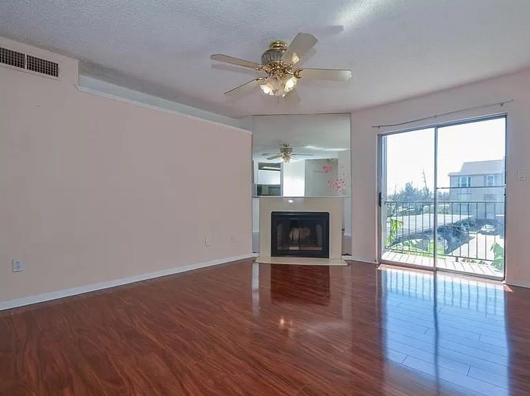 2121 Hepburn St Apt 1202, Houston, TX 77054