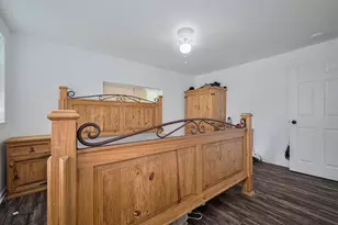 523 Co Rd 2073, Hull, TX 77564 - Photo 12