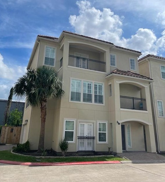 7123 Windwater Pkwy, Houston, TX 77036-0032
