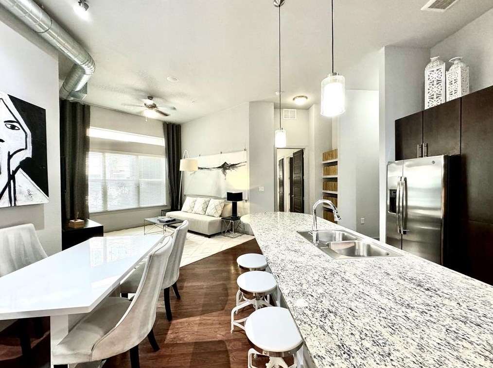 2525 Mccue Rd #544, Houston, TX 77056