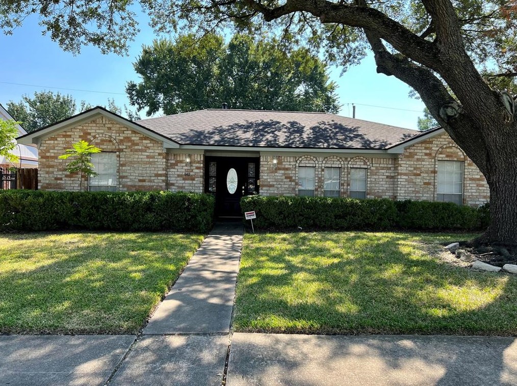 8411 Sharpcrest St, Houston, TX 77036