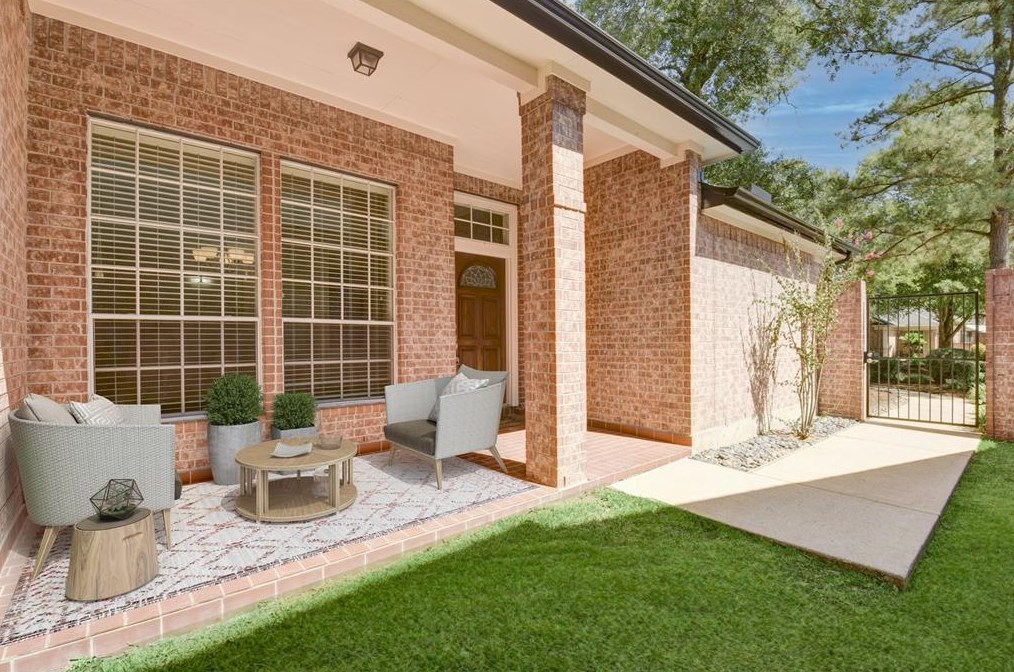 53 Sienna Pl, Spring TX  77382-1523 exterior