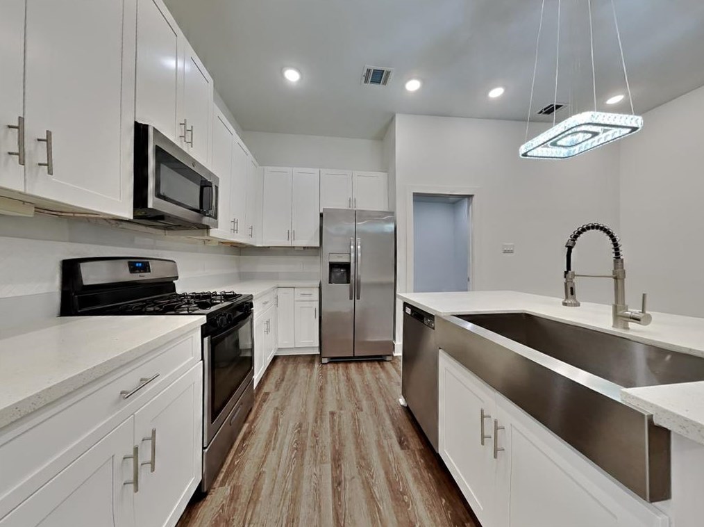 7327 England St, Houston TX  77021-5824 exterior