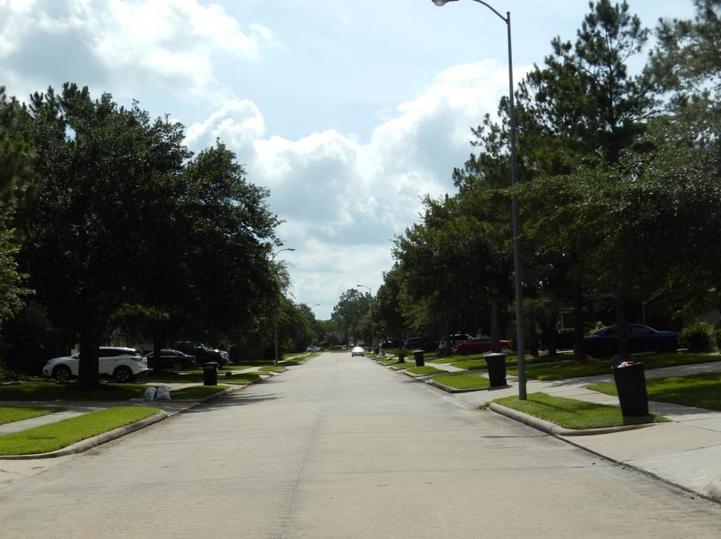 3526 Glenhill Dr, Pearland, TX 77584
