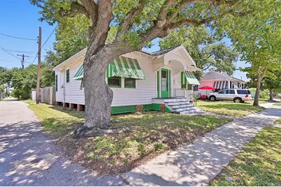 4828 Avenue Q 1/2, Galveston, TX 77551 - Photo 22