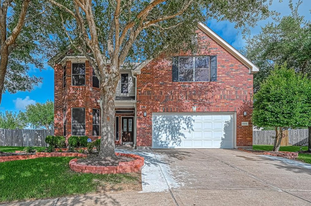 26031 Chapman Falls Dr, Richmond, TX 77406