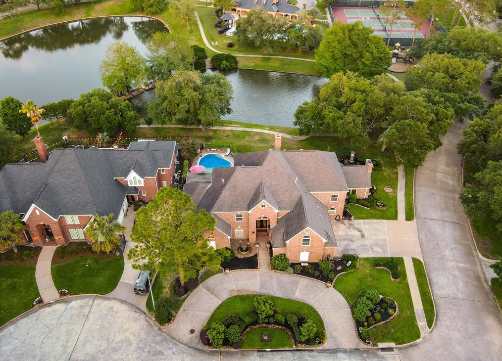 5402 China Doll Ct, Houston TX  77041-6576 exterior