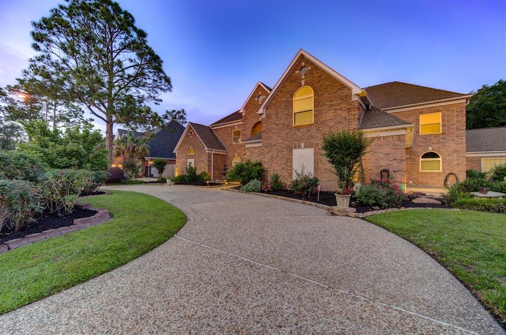 5402 China Doll Ct, Houston TX  77041-6576 exterior