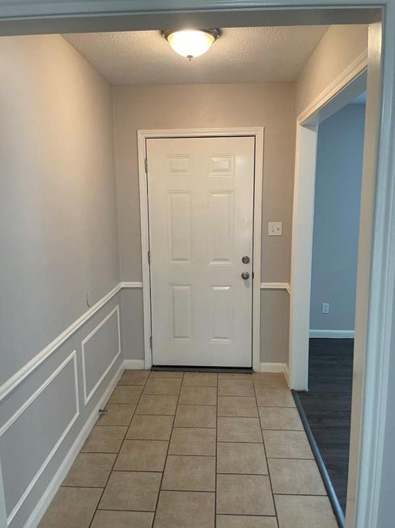 12210 De Forrest St, Houston, TX 77066-2905