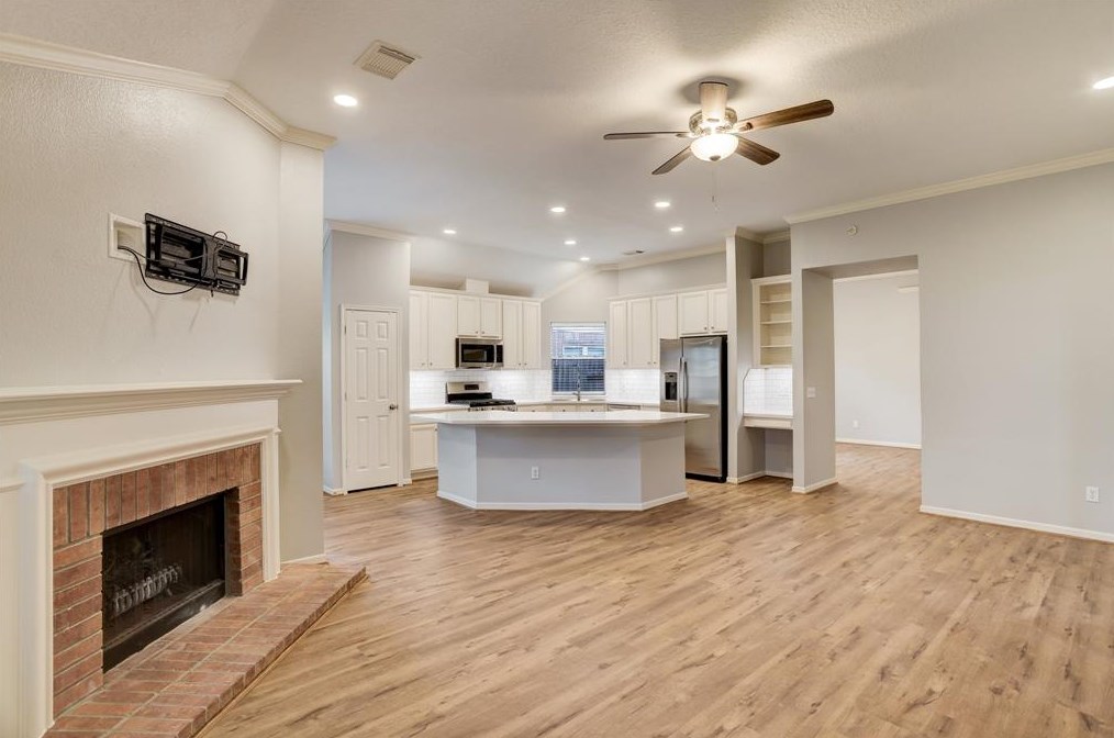 9311 Cabin Creek Dr, Houston TX  77064-3810 exterior