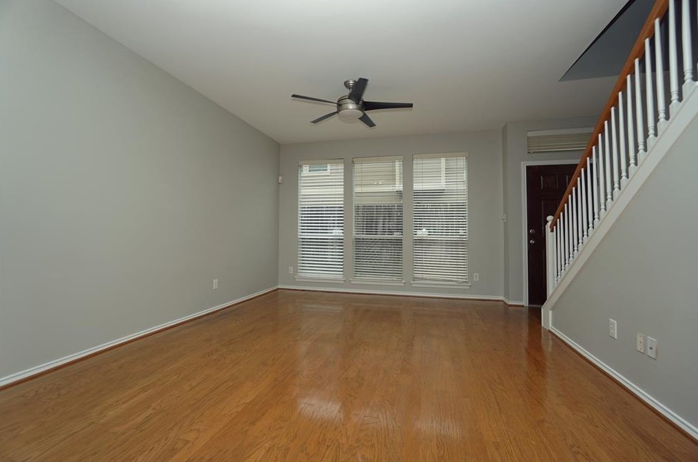 1507 Sutton St, Houston TX  77006-1545 exterior