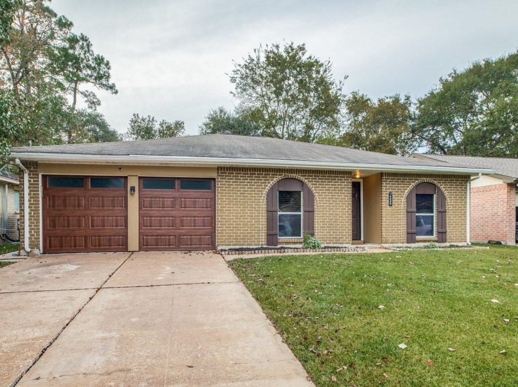 4539 Enchantedgate Dr, Spring TX  77373-9315 exterior