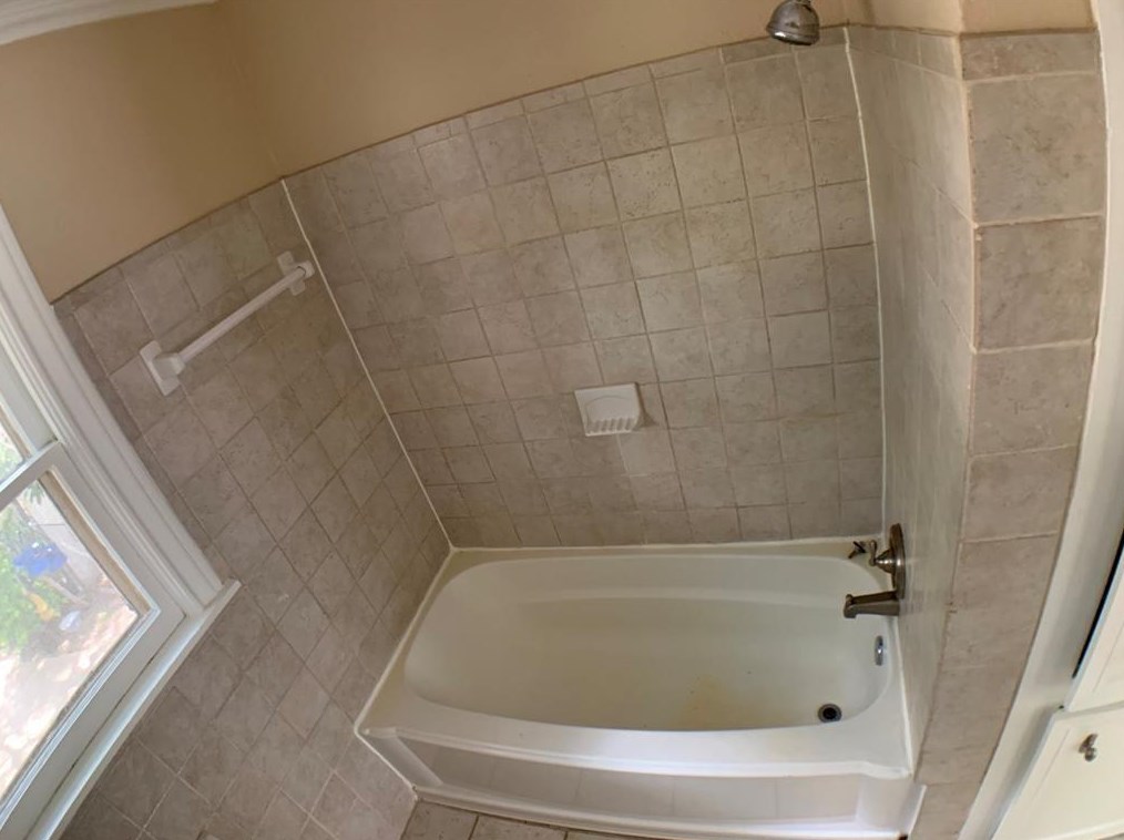 714 Milwaukee St, Houston, TX 77009-1939