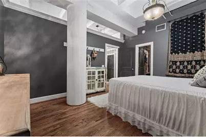 1120 Texas Street #9B, Houston, TX 77002 - Photo 2