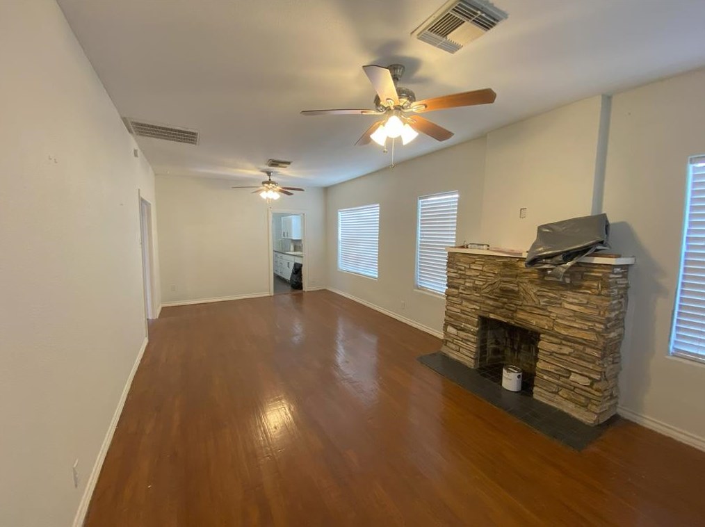 1310 Gustav St, Houston, TX 77023