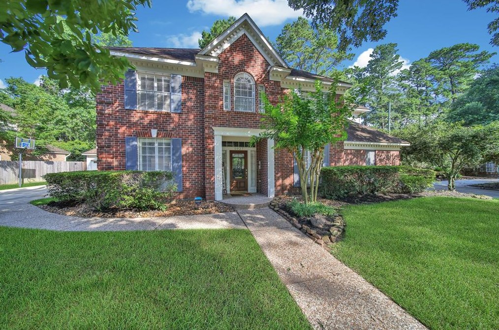 5927 Juniper Bluff Ct, Humble, TX 77345-1948