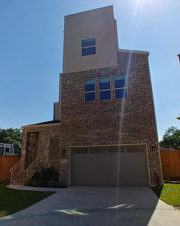 9418 Glenfield Ct, Houston, TX 77096