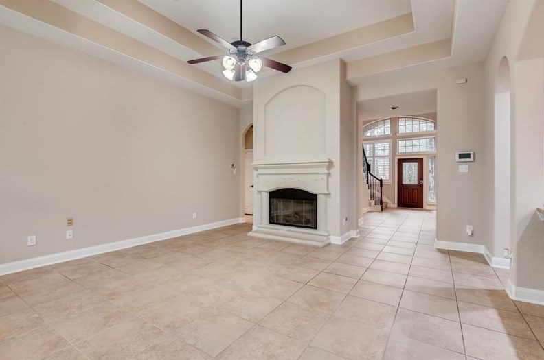 110 N Pinto Point Cir, Spring, TX 77389