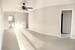 322 S 26th St, Kingsville, TX 78363 - Photo 8