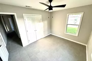 322 S 26th St, Kingsville, TX 78363 - Photo 10