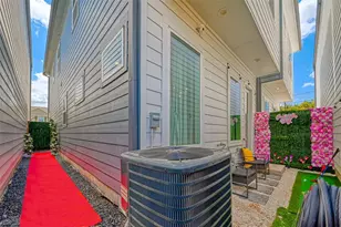 2105 Sam Wilson St, Houston, TX 77020 - Photo 46