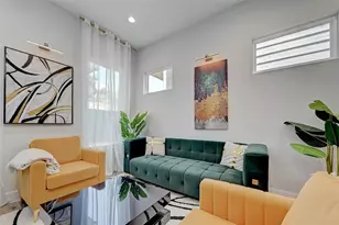 2105 Sam Wilson St, Houston, TX 77020 - Photo 8