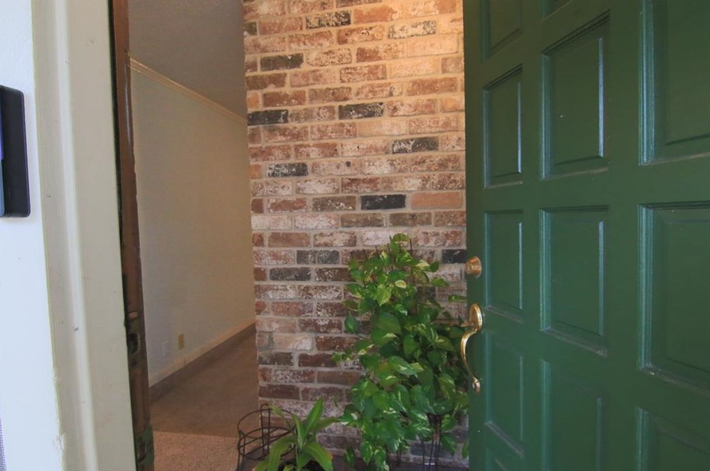 7922 Litchfield Ln, Spring TX  77379-7126 exterior
