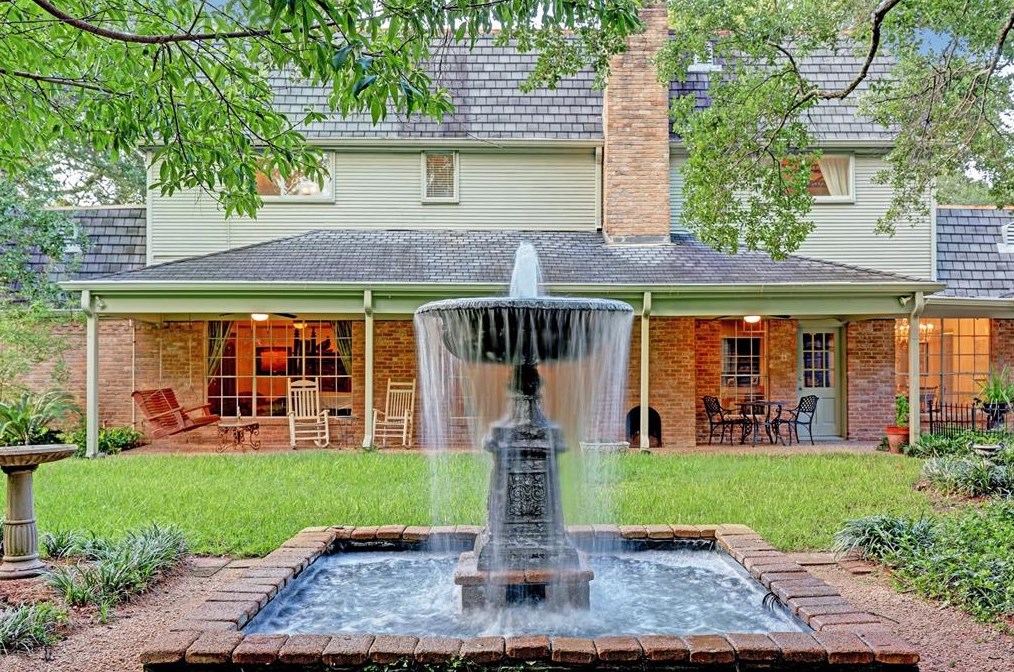 12003 Pebble Hl Dr, Houston TX exterior