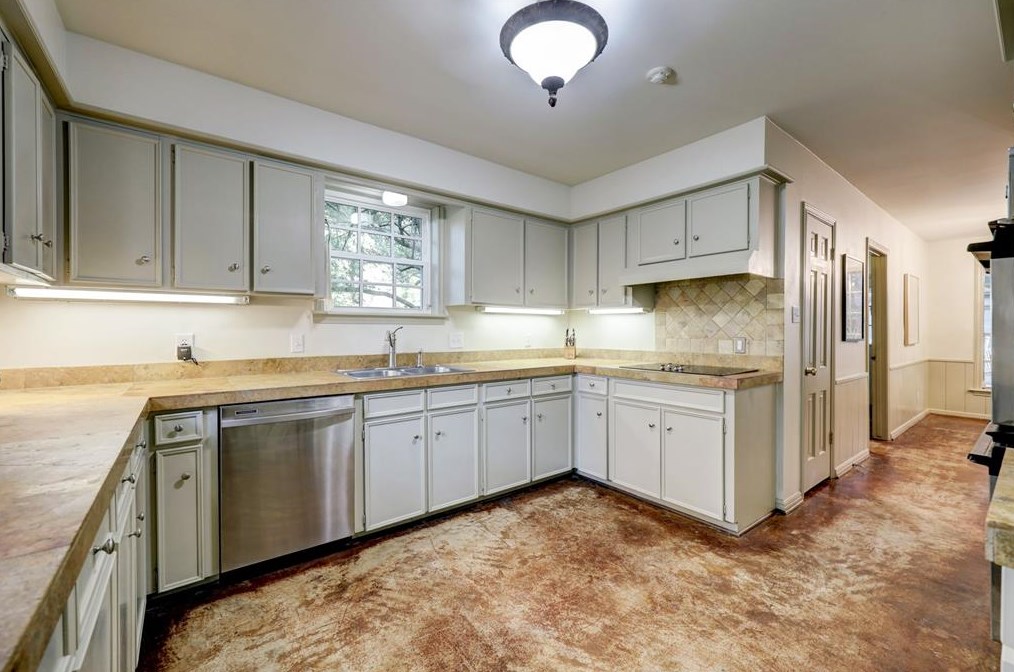 12003 Pebble Hl Dr, Houston TX exterior