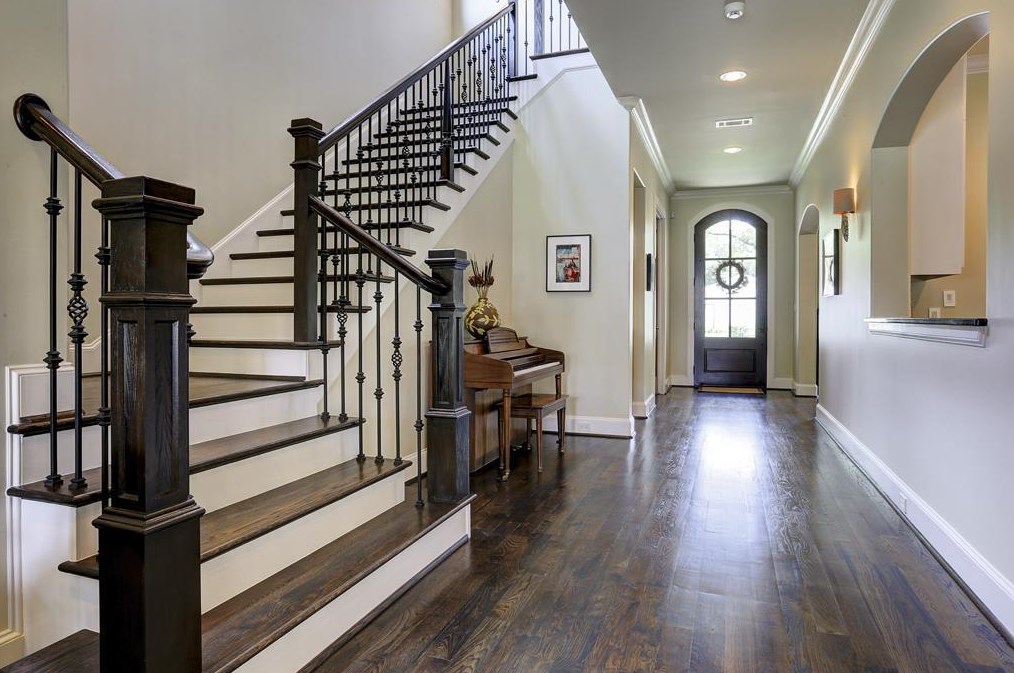6236 Overbrook Ln, Houston, TX 77057