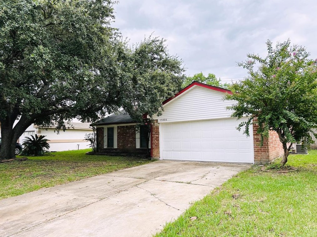15006 Grassington Dr, Channelview, TX 77530