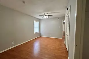 914 Elton St, Houston, TX 77034 - Photo 6
