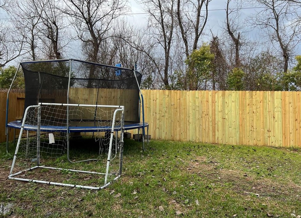 5322 San Pablo Gardens Dr, Houston TX  77045-4062 exterior