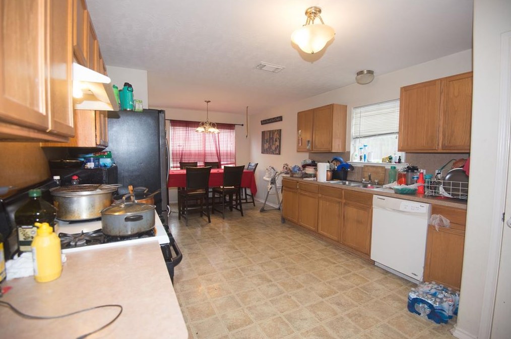 5322 San Pablo Gardens Dr, Houston TX  77045-4062 exterior