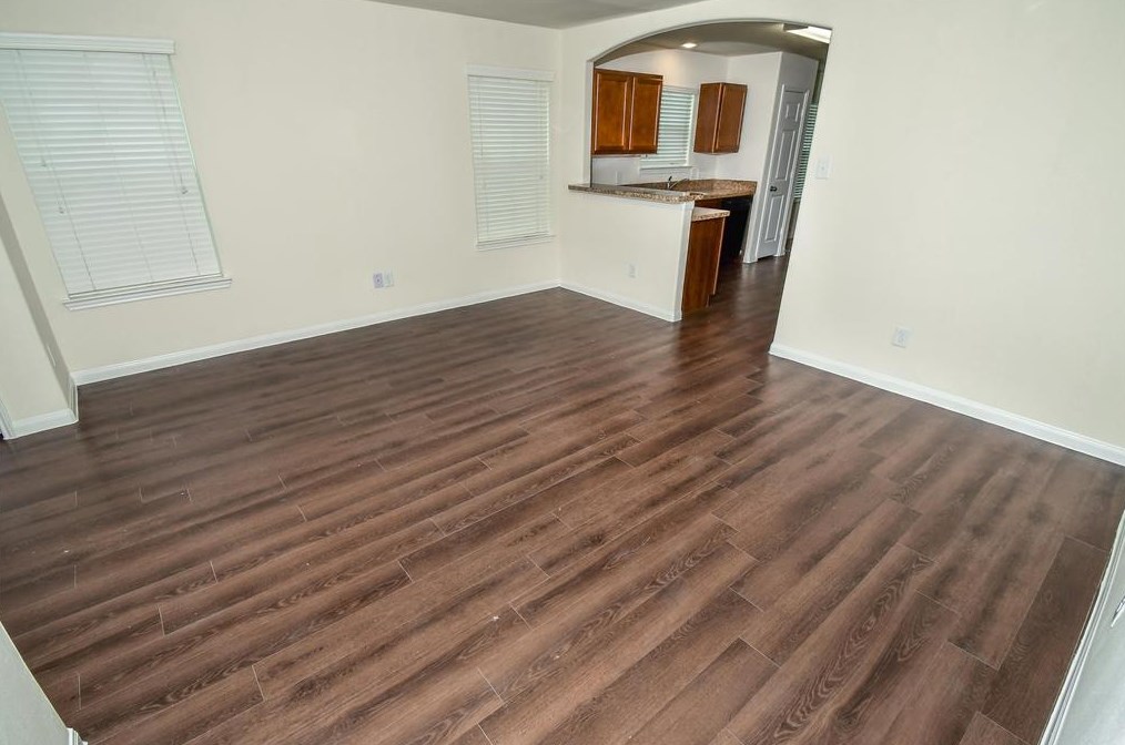 5703 Post Oak Manor Dr, Houston, TX 77085