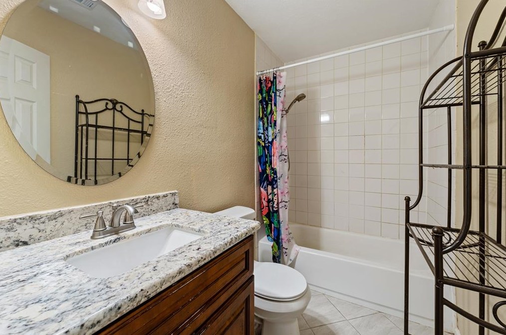 3510 Seabrook St, Houston TX  77021-5619 exterior