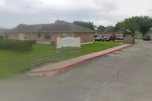 1207 Miracle Dr, Edna, TX 77957 - Photo 8