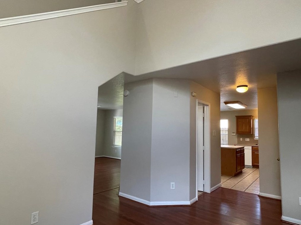 5222 Natasha Run Ln, Houston, TX 77066