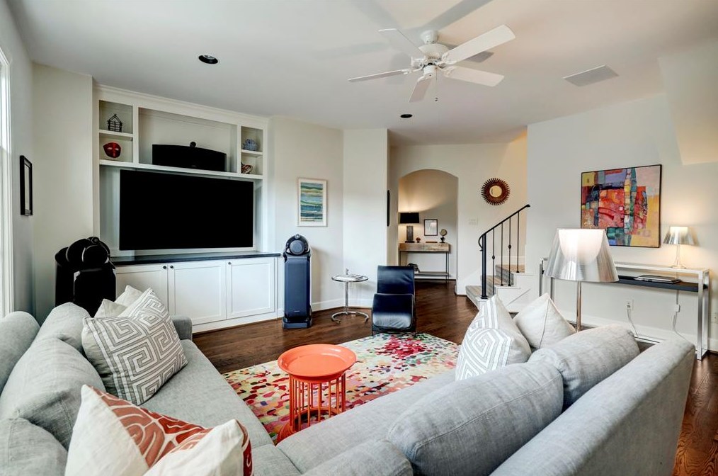 2226 Quenby St, Houston TX 77005-1414 exterior