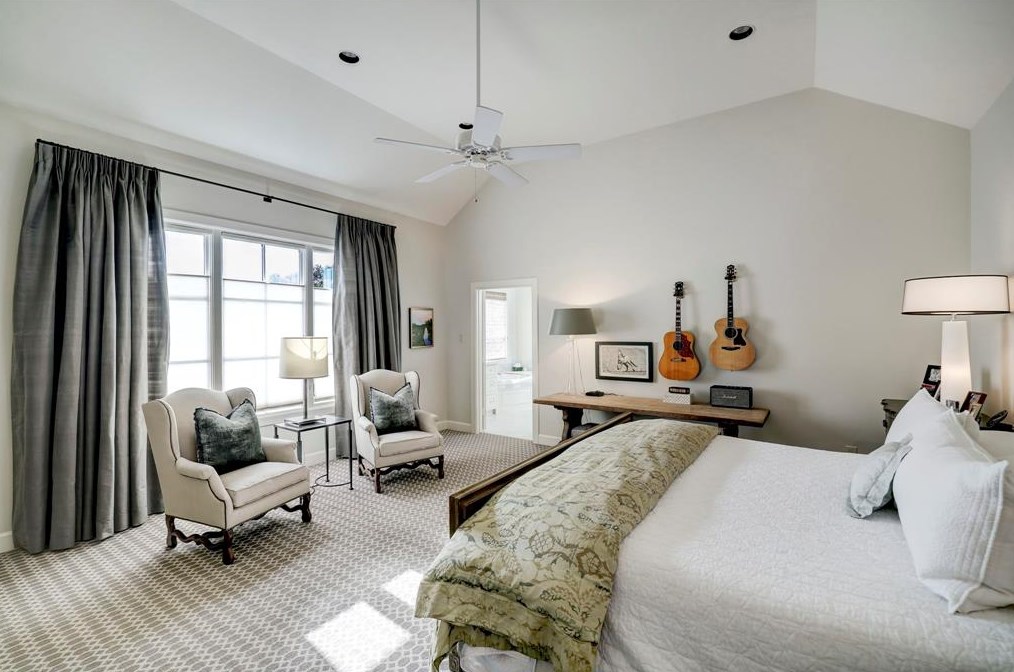 2226 Quenby St, Houston TX 77005-1414 exterior