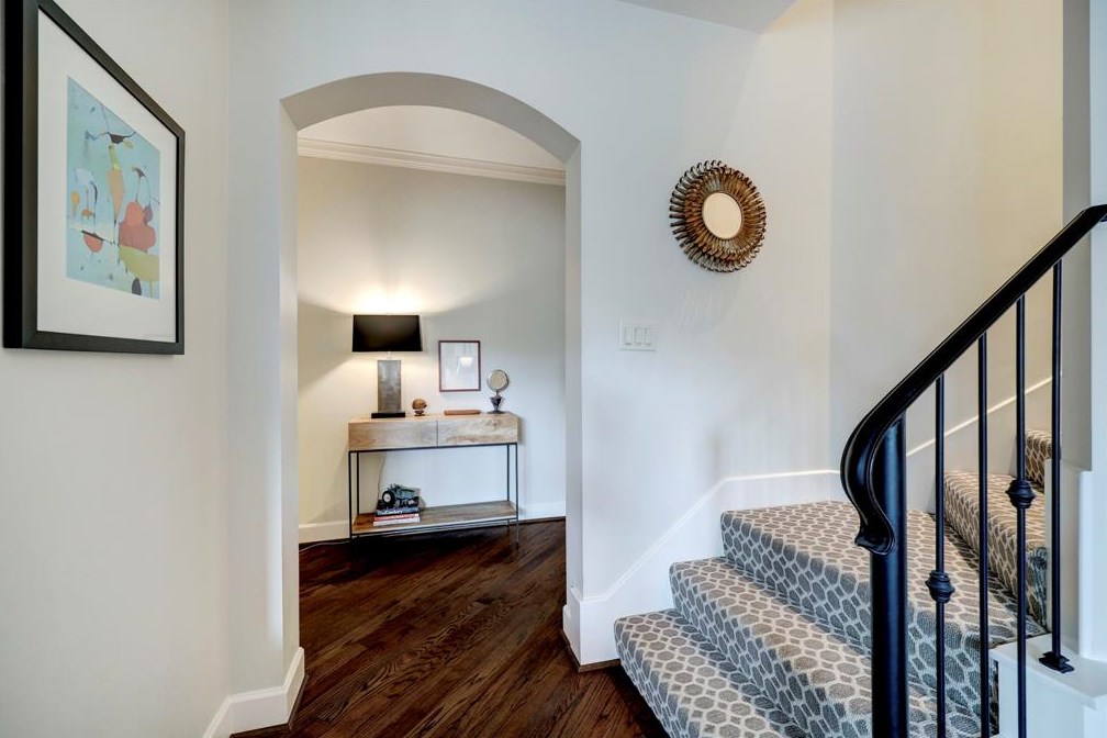 2226 Quenby St, Houston TX 77005-1414 exterior