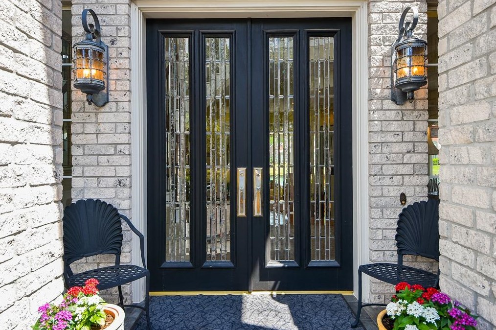 307 Sanderling Ln, Sugar Land, TX 77478-4720