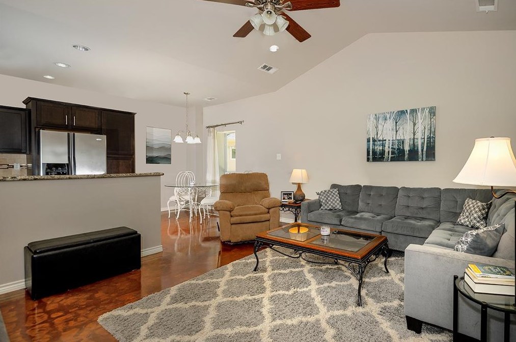 10841 Lk Frst Dr, Conroe TX 77384-3247 exterior