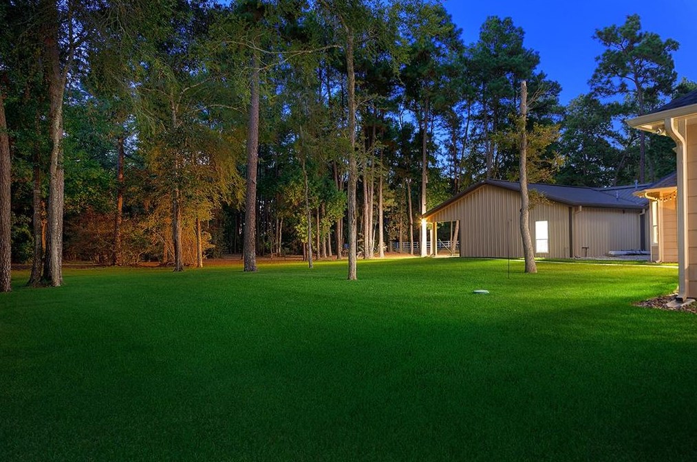 10841 Lk Frst Dr, Conroe TX 77384-3247 exterior