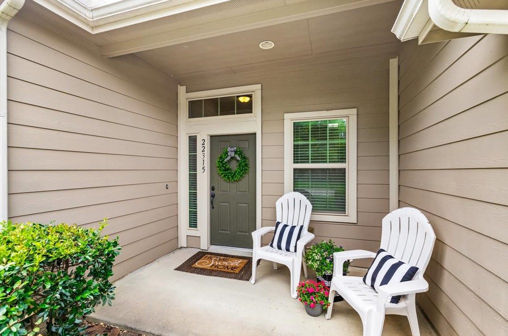22315 Sundance Creek Ln, Tomball, TX 77375-2283
