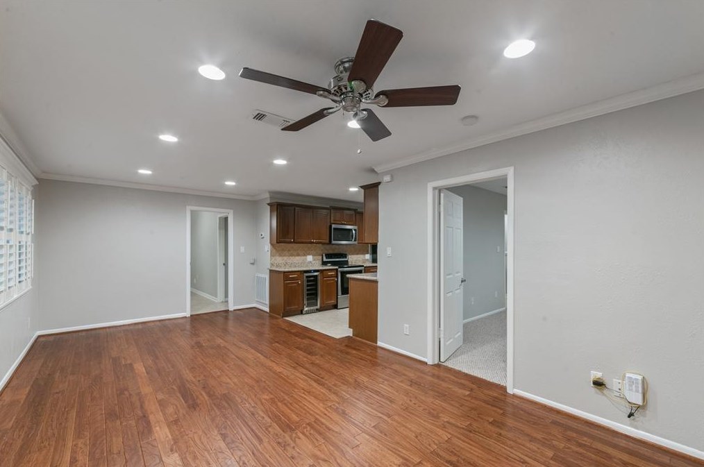 402 E 27th St, Houston, TX 77008